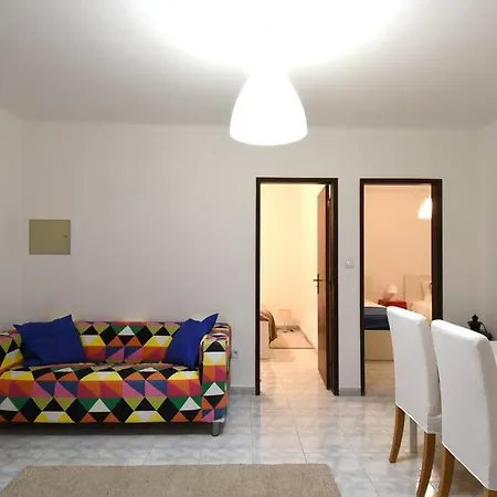 Casa Dos Rouxinóis - With Patio&barbecue *