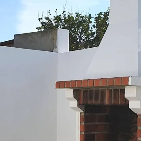 Casa Dos Rouxinóis - With Patio&barbecue * Lourinhã