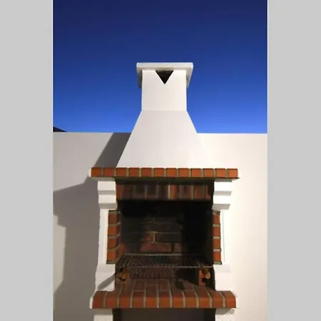 Casa Dos Rouxinóis - With Patio&barbecue Villa